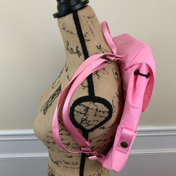 NWT LOLA DRAWSTRING BACKPACK - Picture 4 of 8